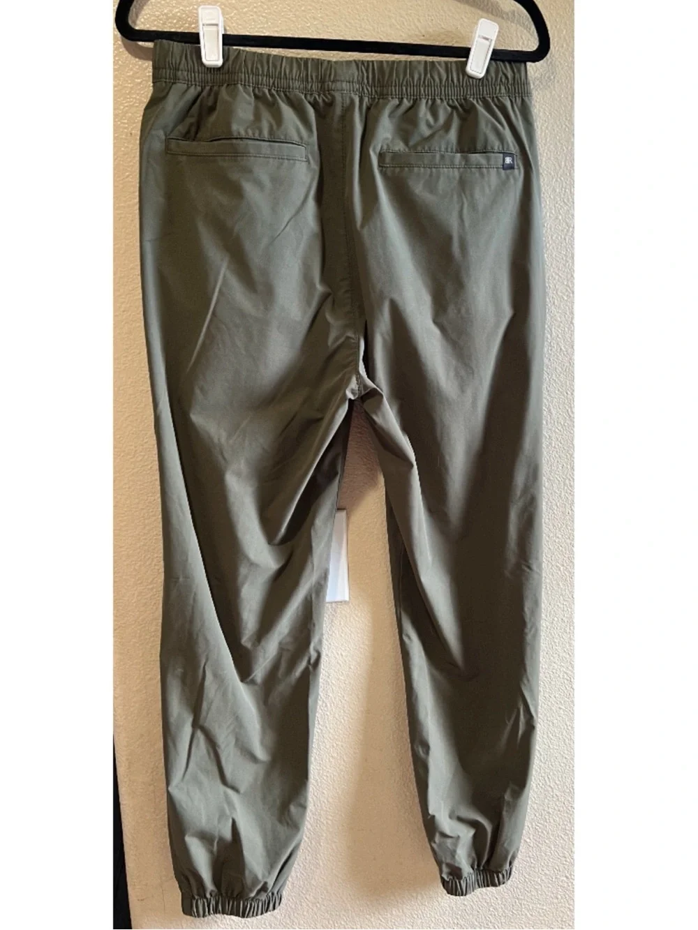Banana Republic Motion Tech Joggers medium outdoor casual summer lightweight